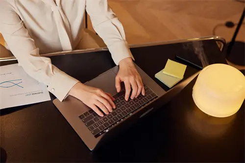 短诗《生活》怎么写